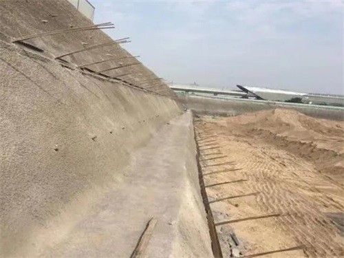 鄂尔多斯河道边坡加固